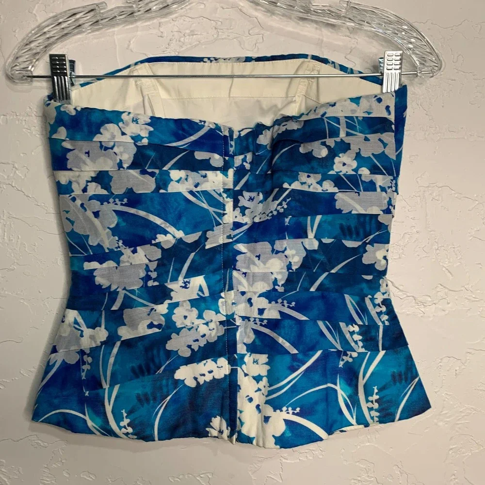 White House Black Market Blue Flower Silk Blend Strapless Top Women's Size 0_3